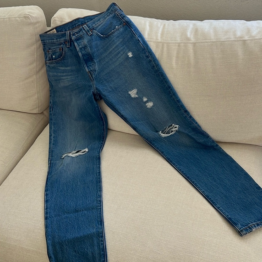 BRAND NEW LEVI’S 501